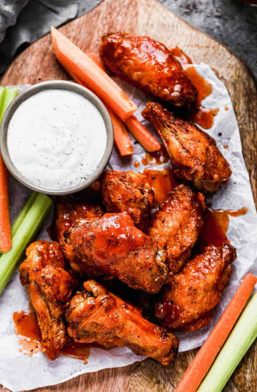 Hot Wings with Blue Cheese Dip recipe