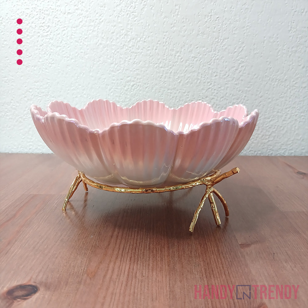Scalloped Ceramic Serving Bowl with Gold Stand – Elegant Table Centerpiece